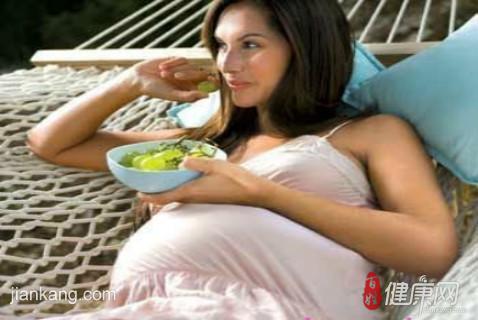 怀孕初期吃什么好呢